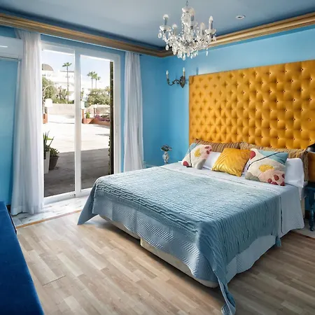 Casa Honey First Line Villa-puerto Banus Golden Mile Apartment Marbella